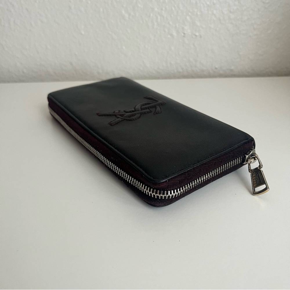 Yves Saint Laurent Belle De Jour Zip Around Leather Wallet Burgundy Trim